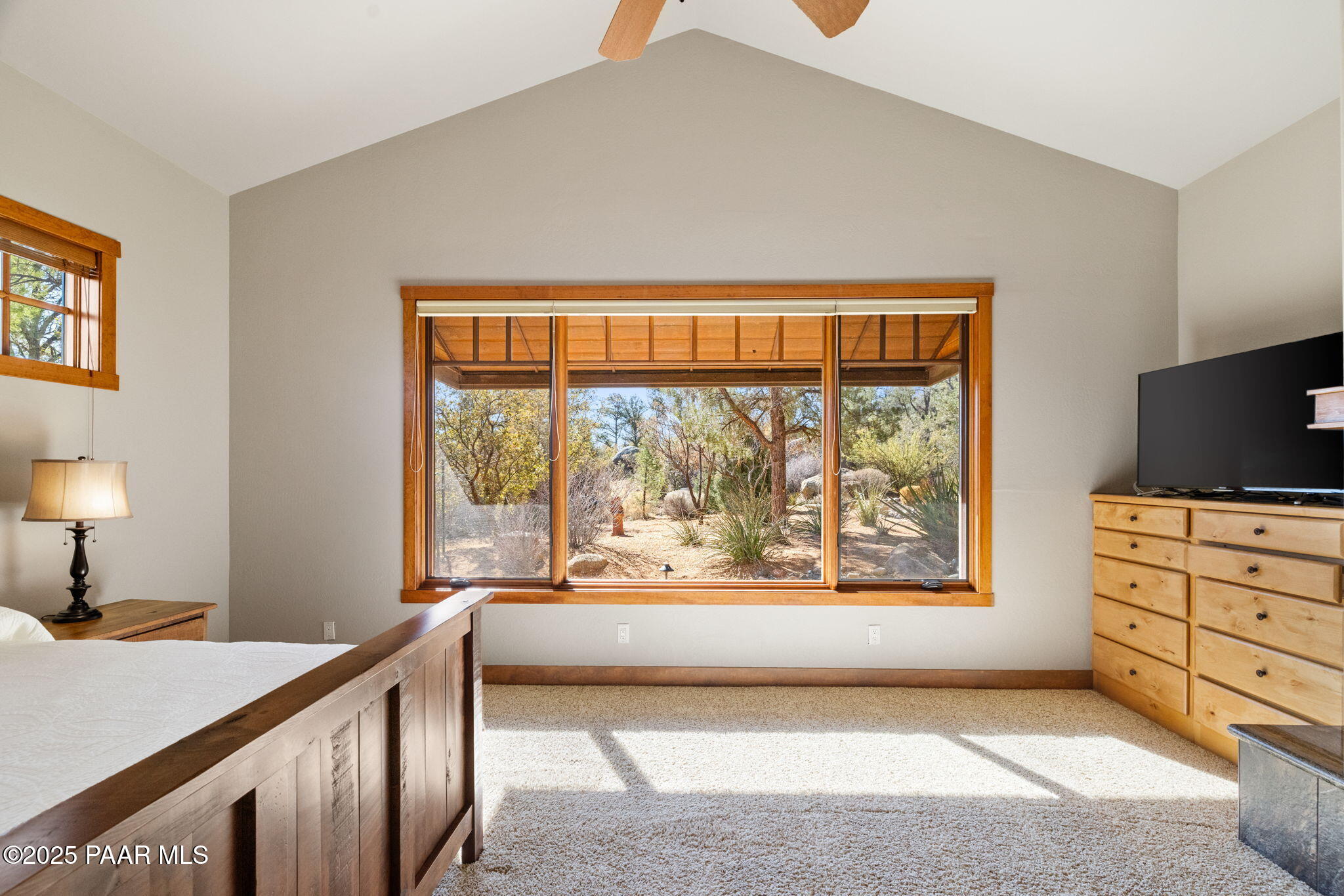 9925 Clear Fork Road Prescott, AZ 86305 - Photo 24 of 74 23-Primary Bedroom (2)