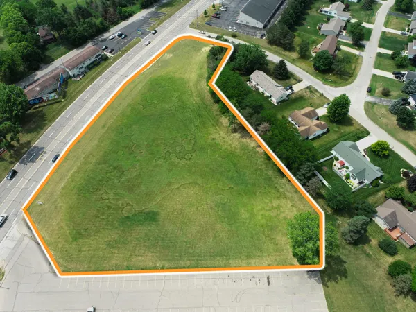$299,900 | 3264 North Adrian Highway, Adrian, MI 49221
