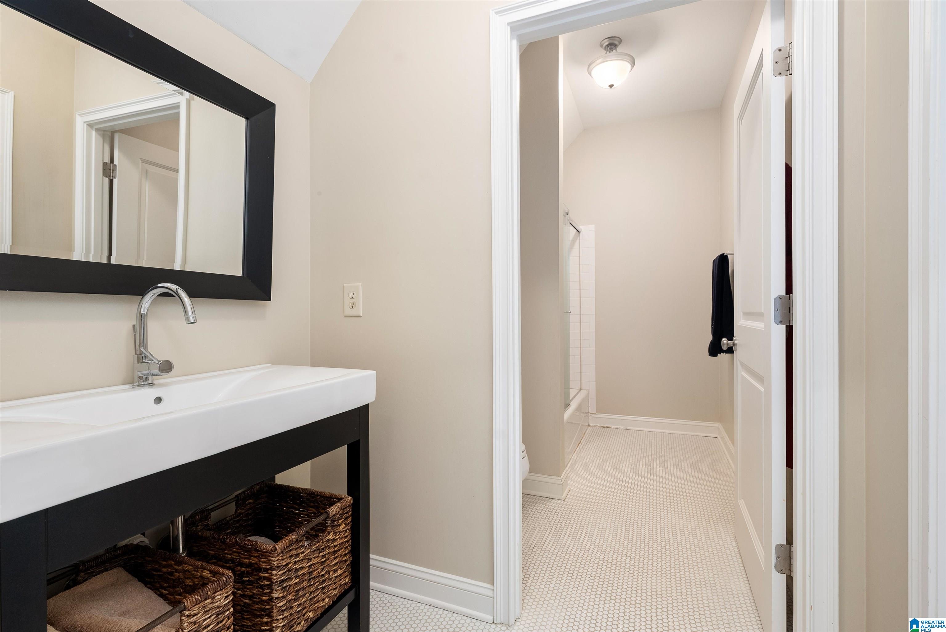 3319 East Briarcliff Road Mountain Brook, AL 35223 - Photo 34 of 73