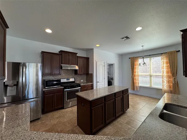 $2,200 | 123 Honey Grove, Buda, TX 78610