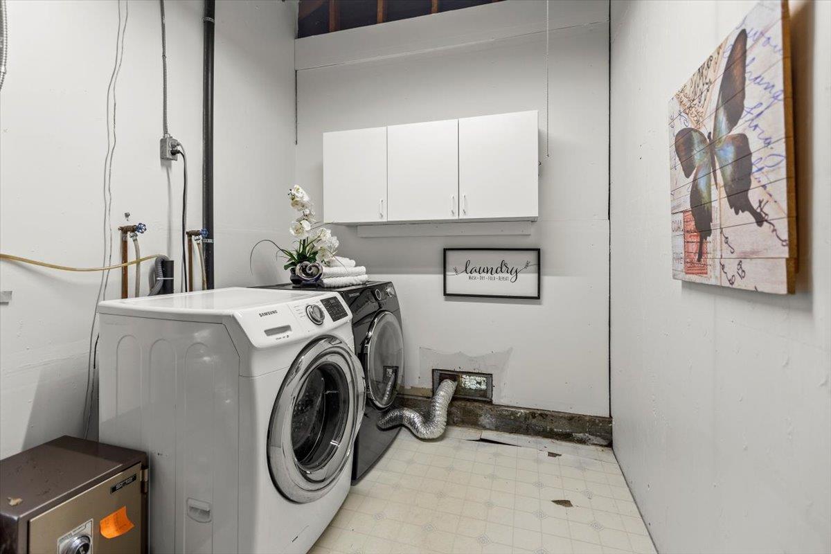 4155 Keith Drive San Jose, CA 95008 - Photo 24 of 28 a utility room with dryer and washer
