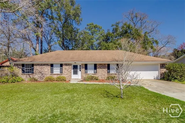 $2,300 | 7308 East Sugar Tree Court, Savannah, GA 31410