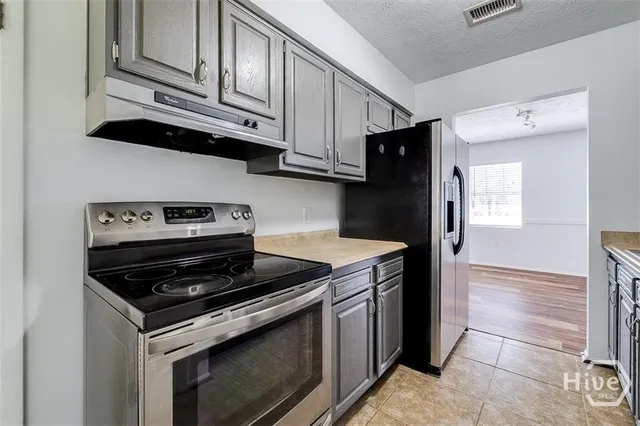 $2,300 | 7308 East Sugar Tree Court, Savannah, GA 31410