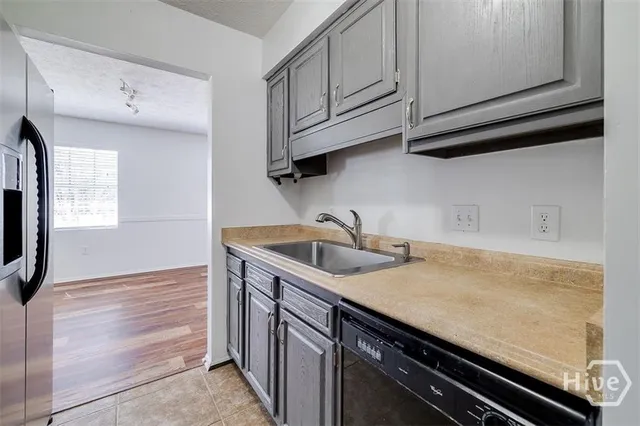 $2,300 | 7308 East Sugar Tree Court, Savannah, GA 31410