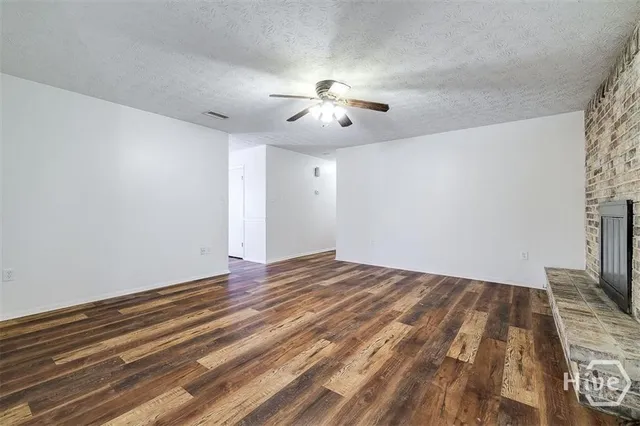 $2,300 | 7308 East Sugar Tree Court, Savannah, GA 31410