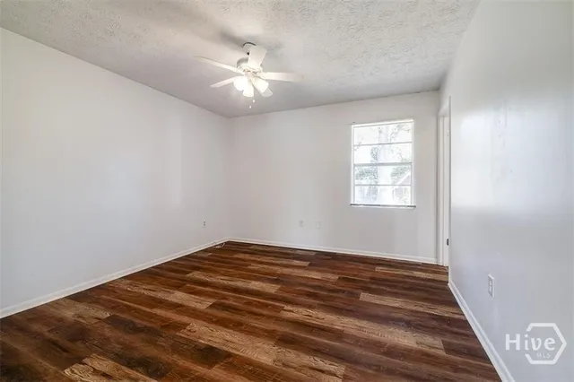 $2,300 | 7308 East Sugar Tree Court, Savannah, GA 31410