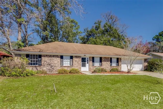 $2,300 | 7308 East Sugar Tree Court, Savannah, GA 31410