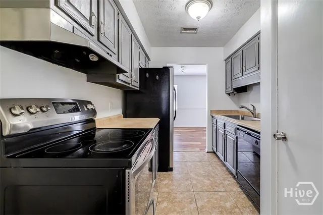 $2,300 | 7308 East Sugar Tree Court, Savannah, GA 31410