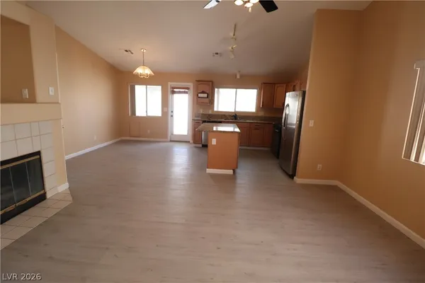 $2,250 | 2110 Paterno Avenue, Las Vegas, NV 89123