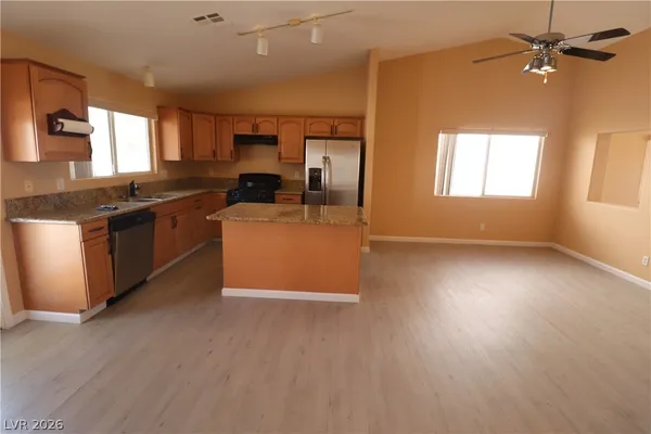 $2,250 | 2110 Paterno Avenue, Las Vegas, NV 89123