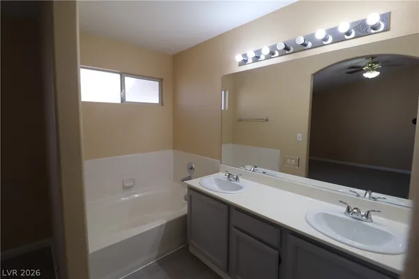 $2,250 | 2110 Paterno Avenue, Las Vegas, NV 89123