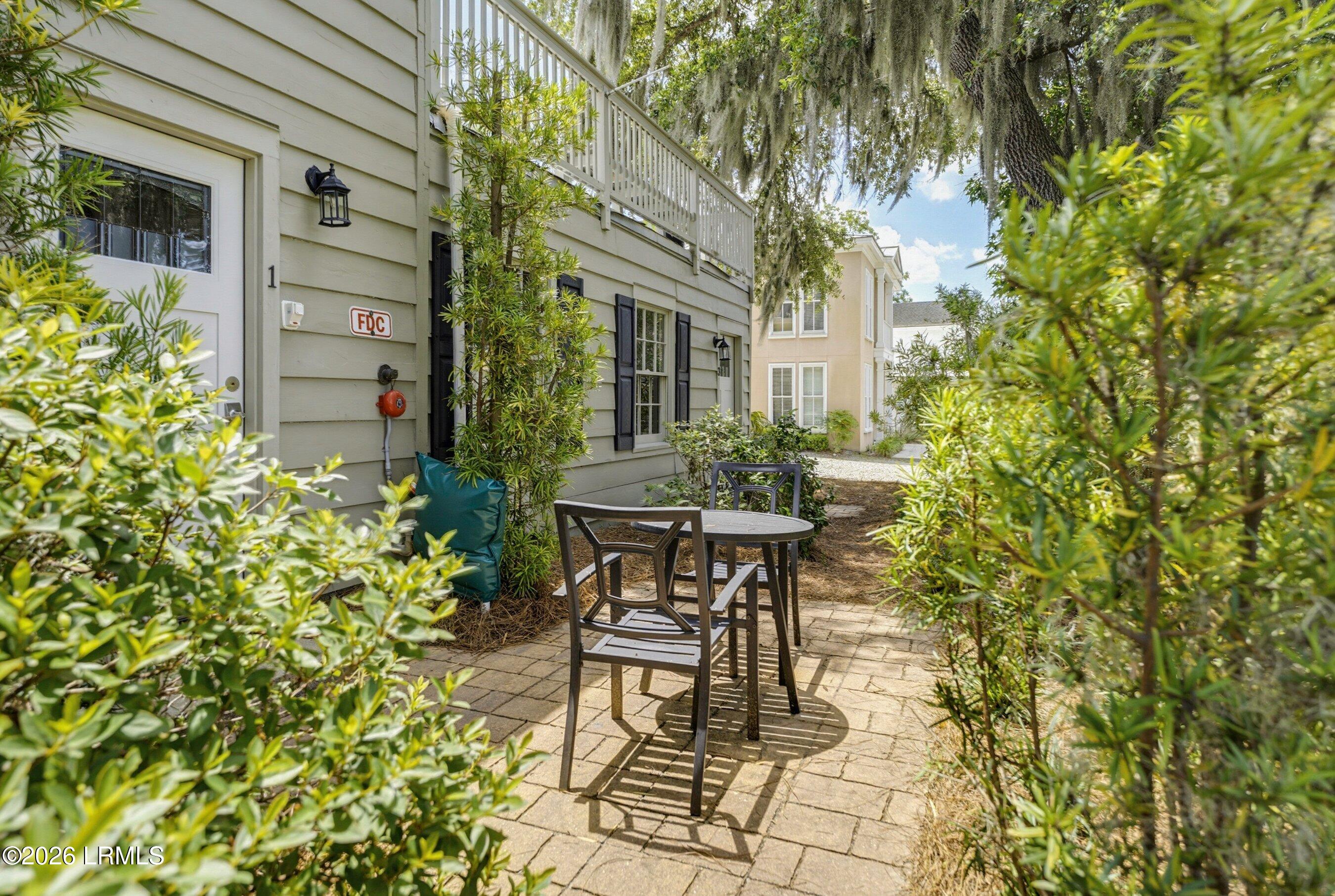 710 Prince Street Beaufort, SC 29902 - Photo 4 of 63 DSC09443.jpg-SMALL