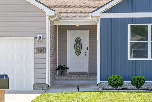 $1,800 | 986 Guinevere Court, Clarksville, TN 37040