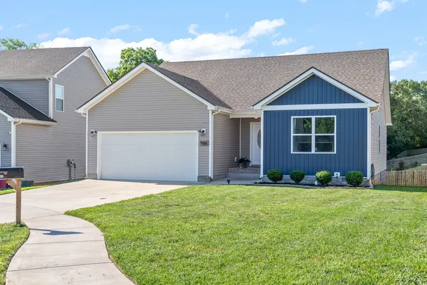 $1,800 | 986 Guinevere Court, Clarksville, TN 37040