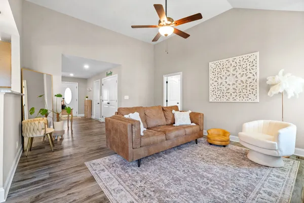 $1,800 | 986 Guinevere Court, Clarksville, TN 37040