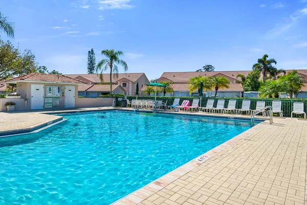 $240,000 | 7025 Dennis Circle, Unit 202, Naples, FL 34104