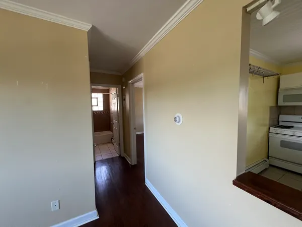 $1,675 | 236 Johnson Street, Unit 2W, Palatine, IL 60067