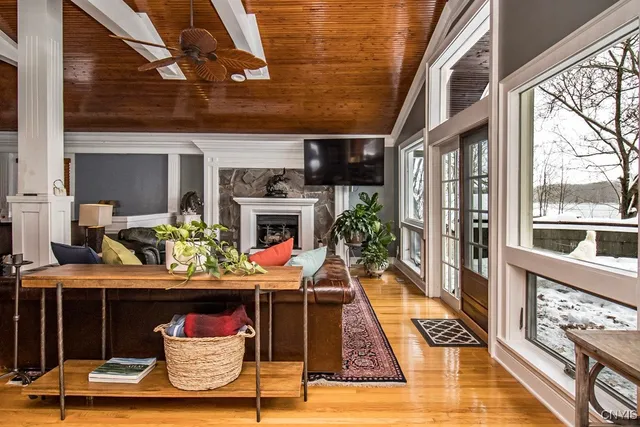 $2,200,000 | 2964 West Lake Road, Cazenovia, NY 13035