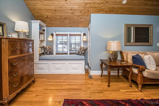 $2,200,000 | 2964 West Lake Road, Cazenovia, NY 13035