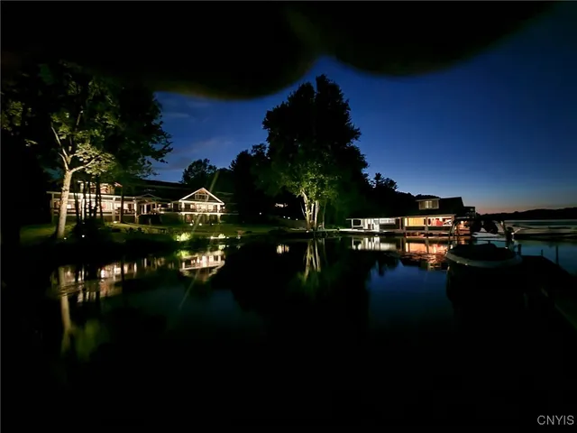 $2,200,000 | 2964 West Lake Road, Cazenovia, NY 13035