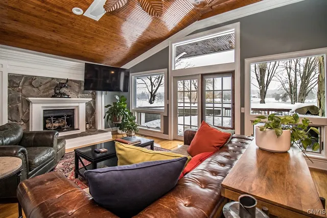 $2,200,000 | 2964 West Lake Road, Cazenovia, NY 13035