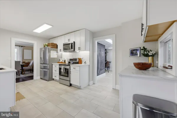 $365,000 | 810 Woodland Avenue, Wilmington, DE 19808