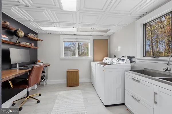 $365,000 | 810 Woodland Avenue, Wilmington, DE 19808