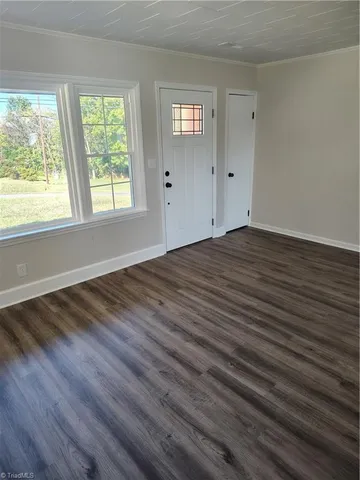 $212,500 | 2019 Woodland Drive, Mount Airy, NC 27030