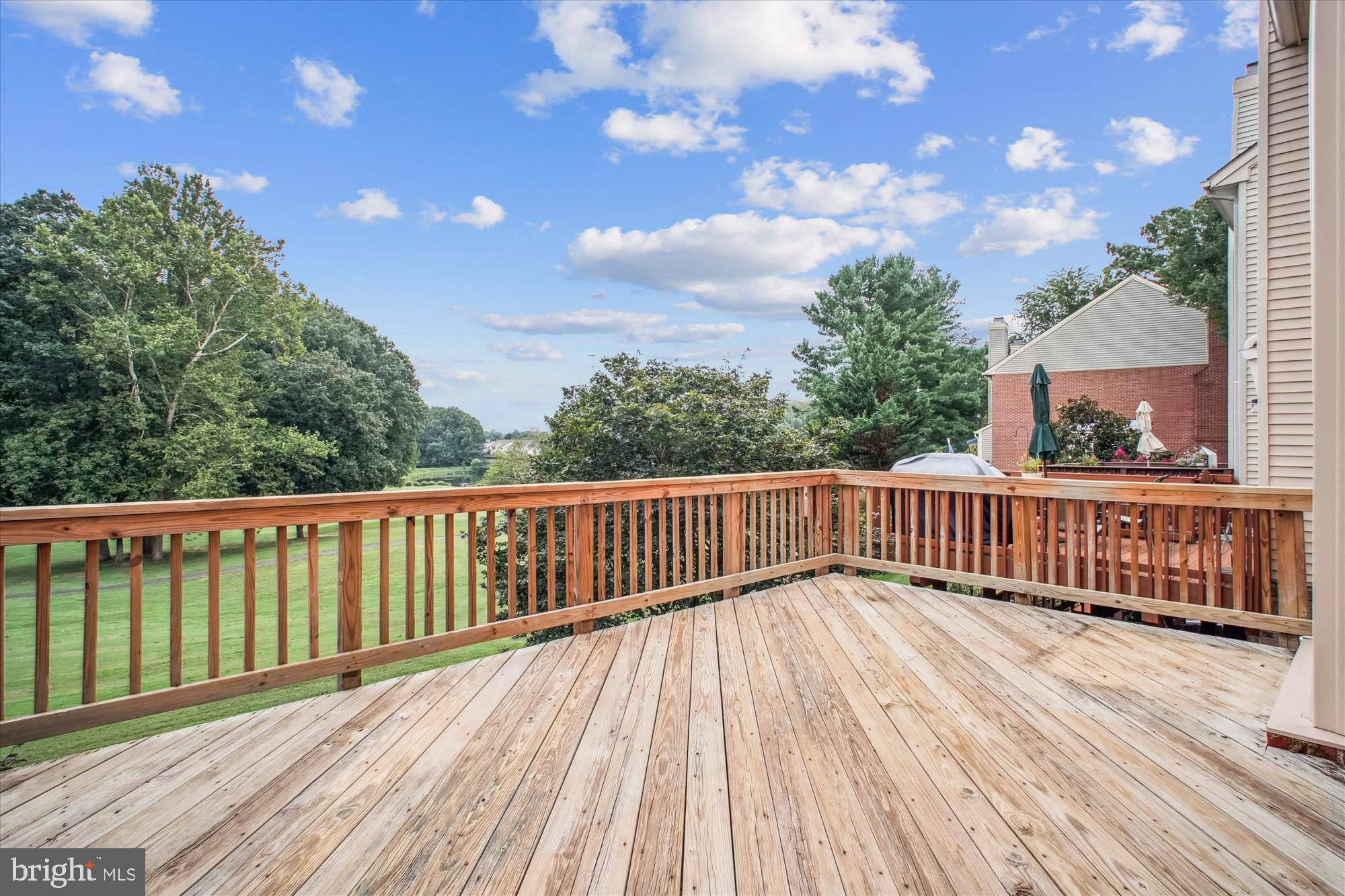 3853 Inverness Road Fairfax, VA 22033 - Photo 13 of 46 Deck