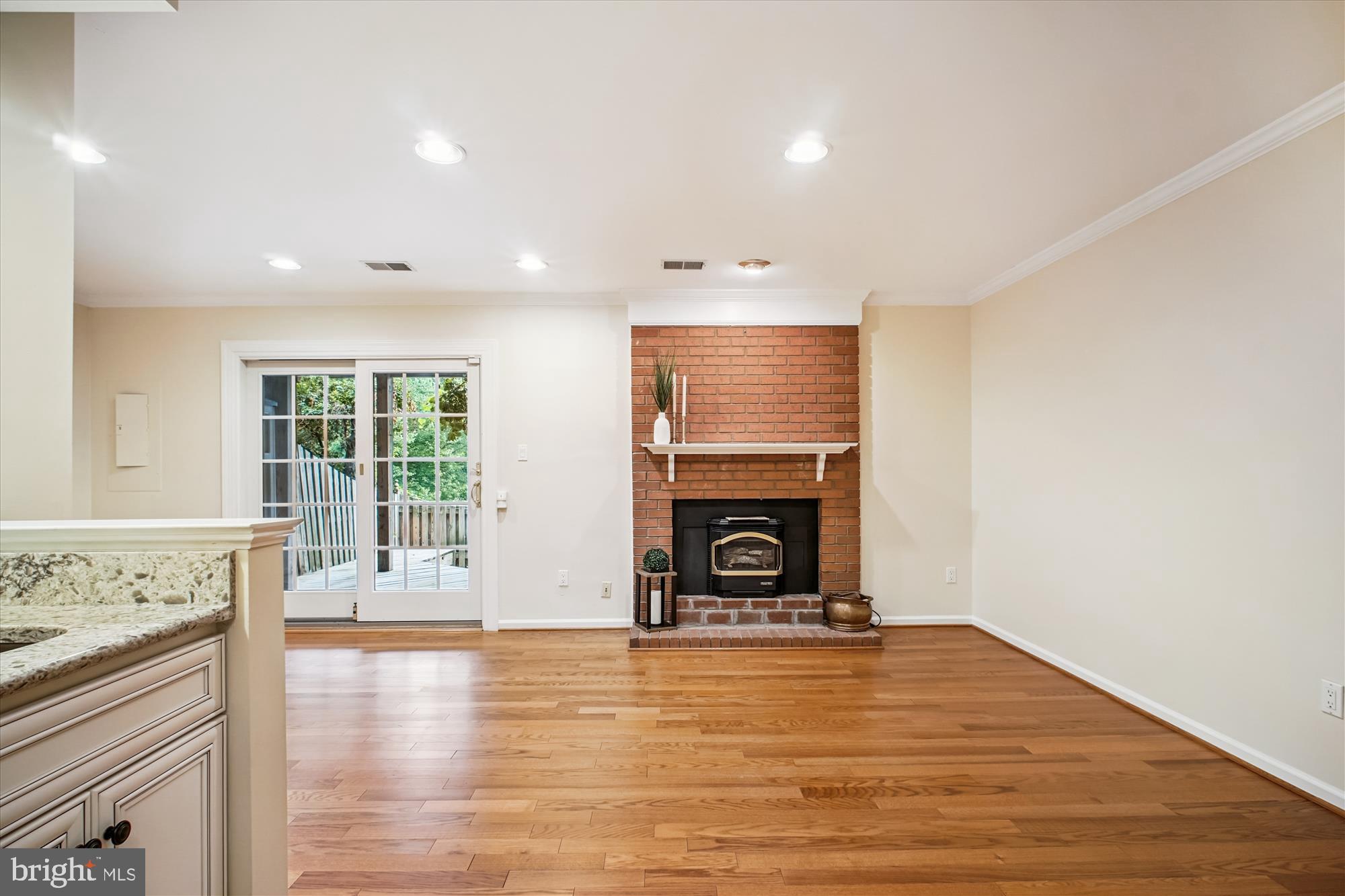 3853 Inverness Road Fairfax, VA 22033 - Photo 29 of 46 Gallery Image 29
