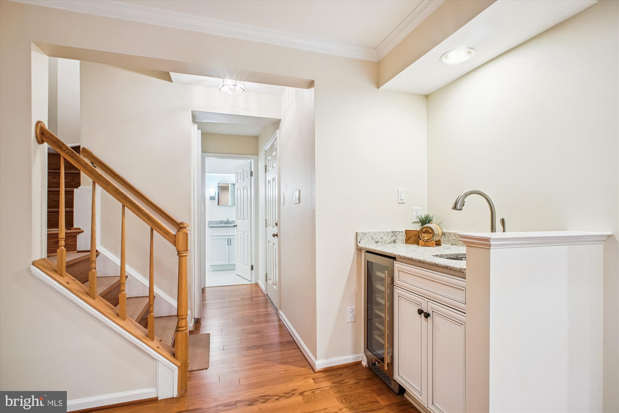 3853 Inverness Road Fairfax, VA 22033 - Photo 30 of 46 Hall