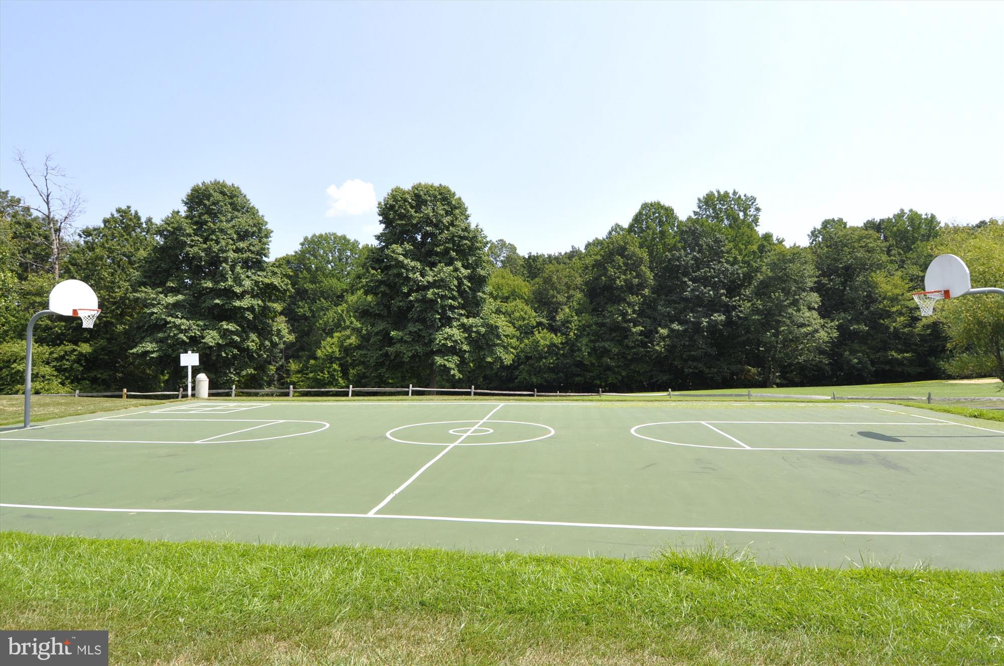 3853 Inverness Road Fairfax, VA 22033 - Photo 40 of 46 Penderbrook Basketball Court
