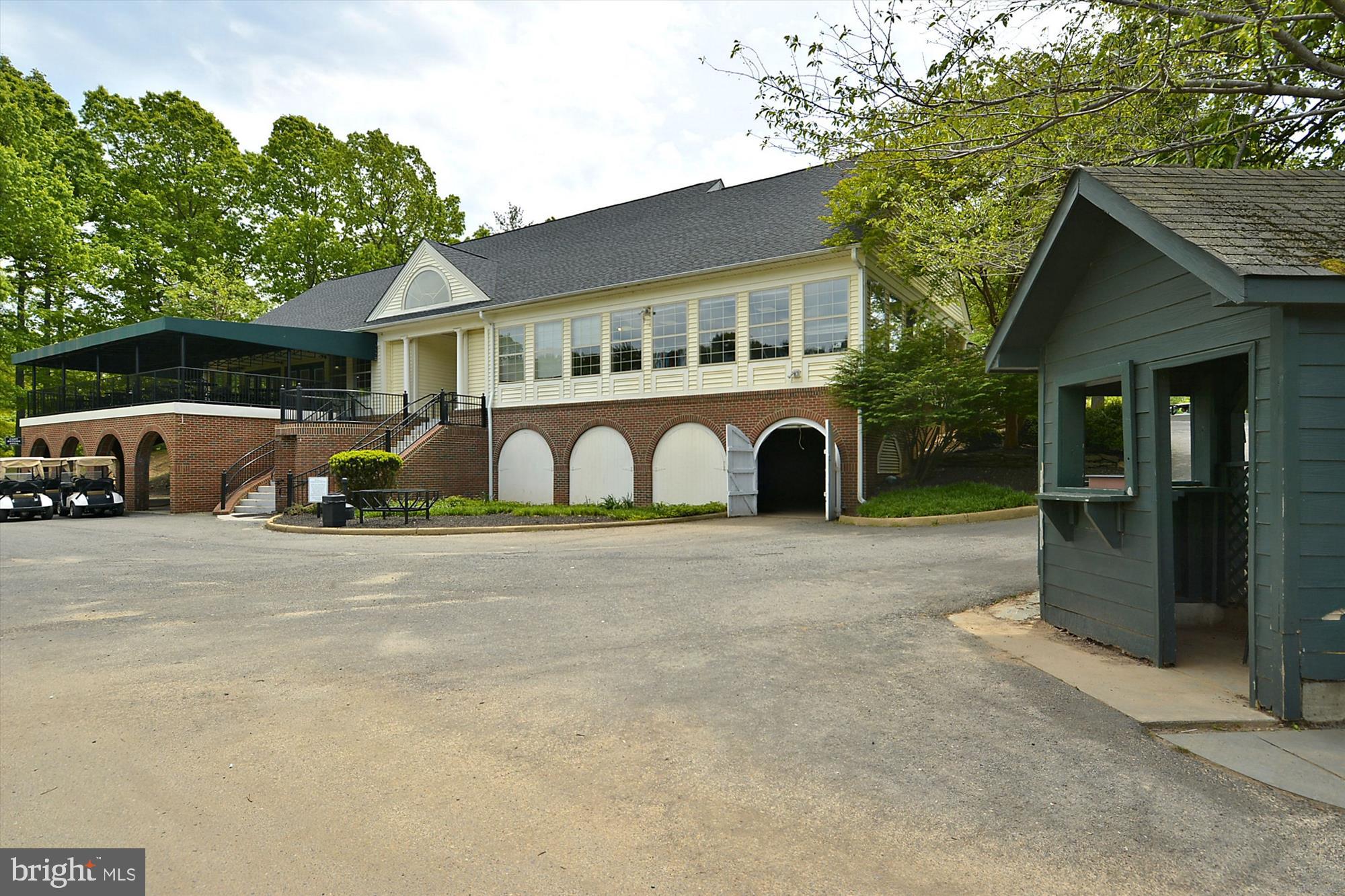 3853 Inverness Road Fairfax, VA 22033 - Photo 44 of 46 Penderbrook Golf Course