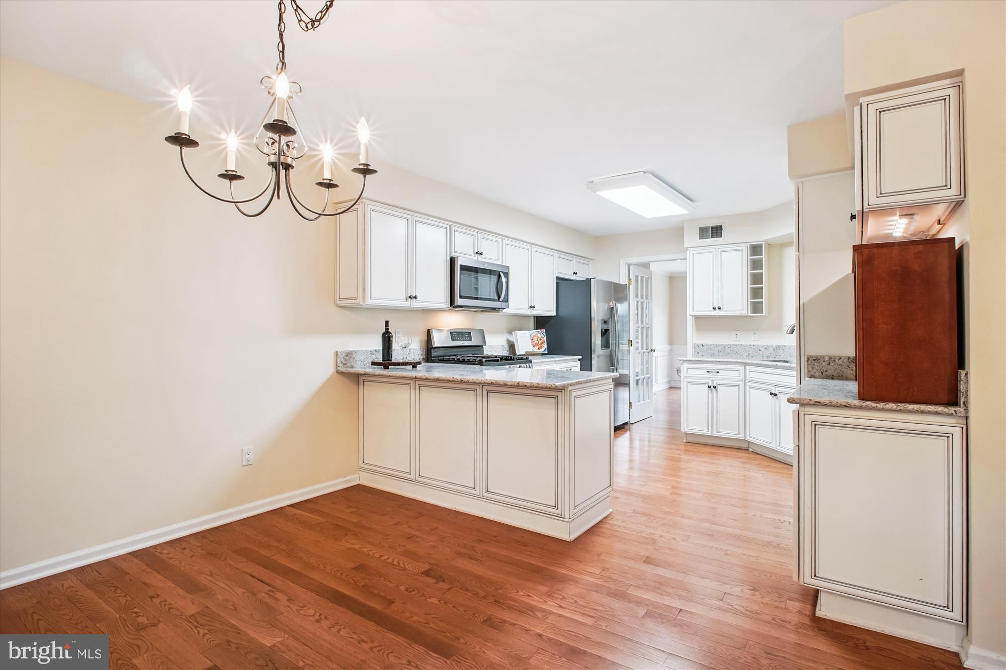 3853 Inverness Road Fairfax, VA 22033 - Photo 7 of 46 Gallery Image 7