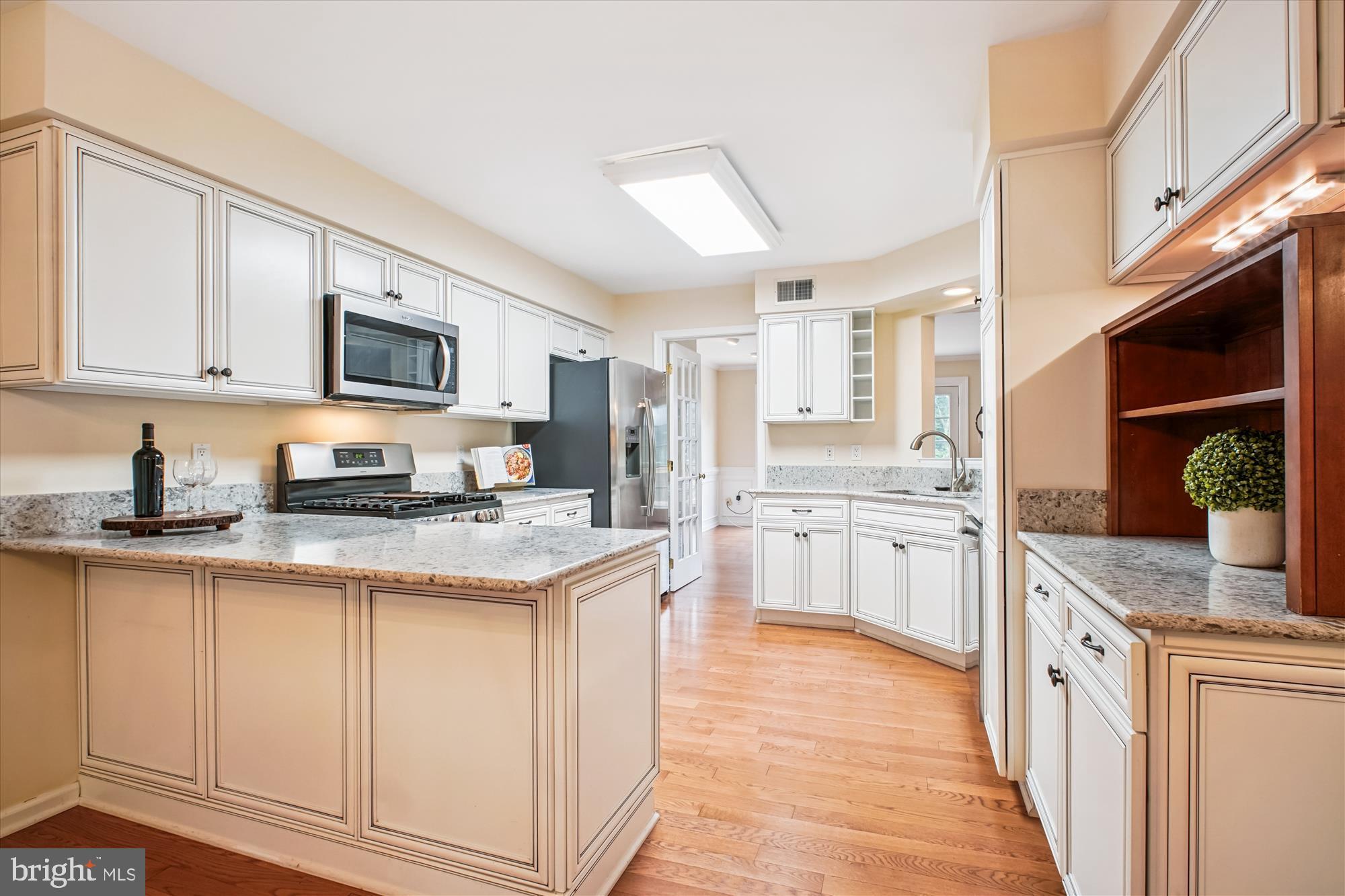 3853 Inverness Road Fairfax, VA 22033 - Photo 9 of 46 Gallery Image 9