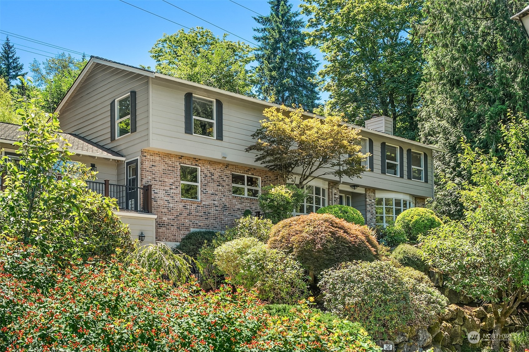 36 Decatur Key Bellevue, WA 98006 - Photo 31 of 40 a front view of a house with a yard