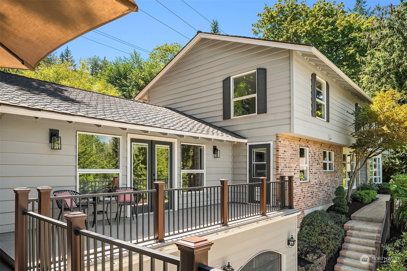 36 Decatur Key Bellevue, WA 98006 - Photo 35 of 40 a view of a house with backyard and porch
