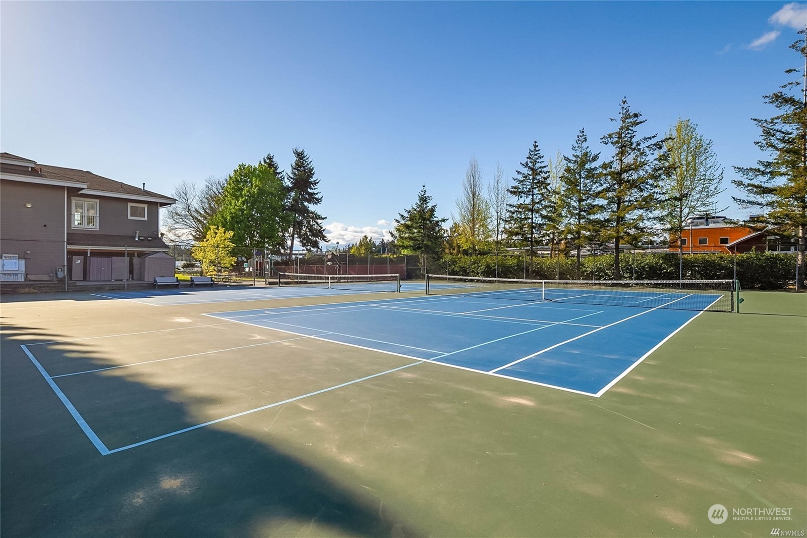 36 Decatur Key Bellevue, WA 98006 - Photo 39 of 40 a view of a tennis court