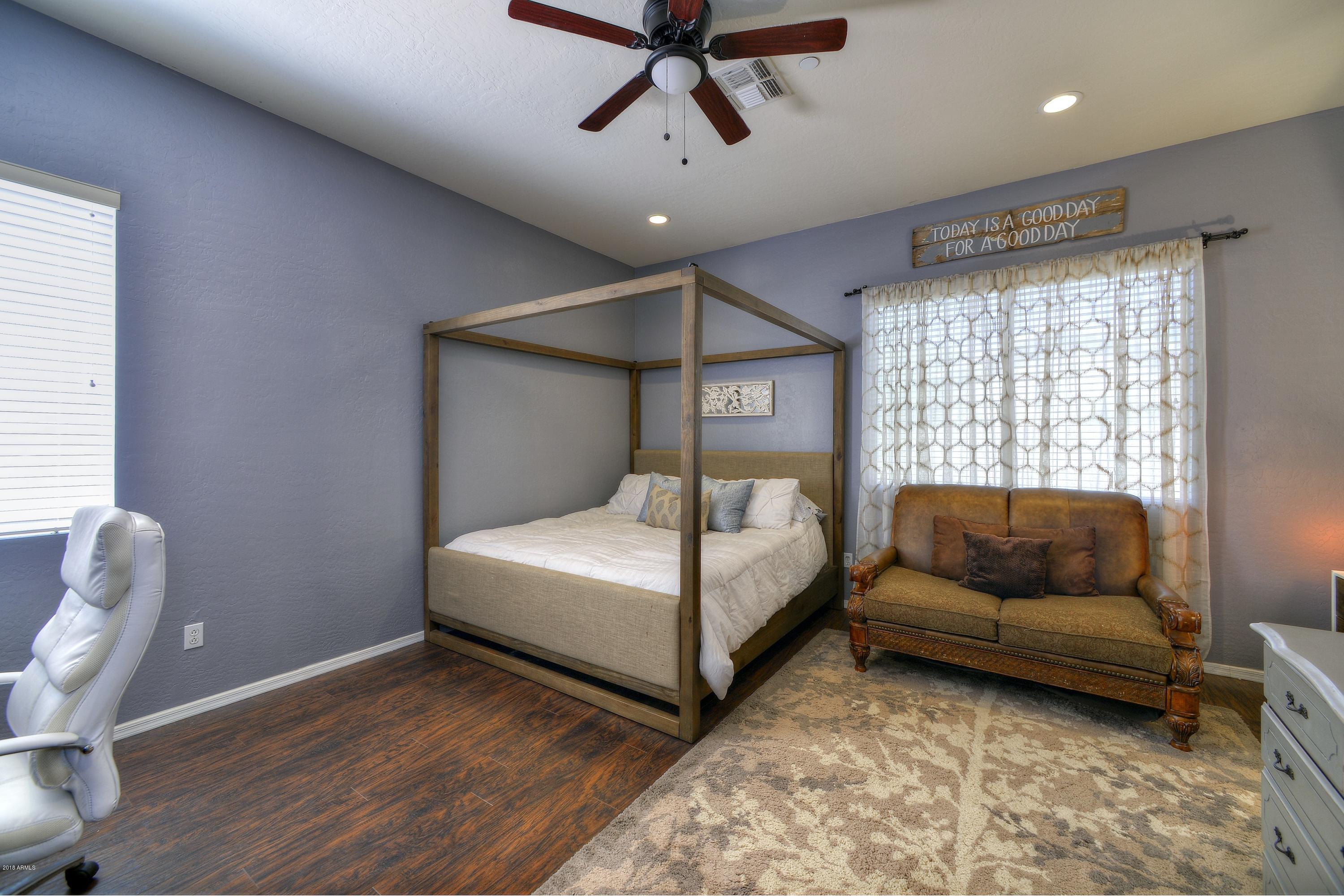 1502 North Rochester Drive Gilbert, AZ 85234 - Photo 16 of 25 Master