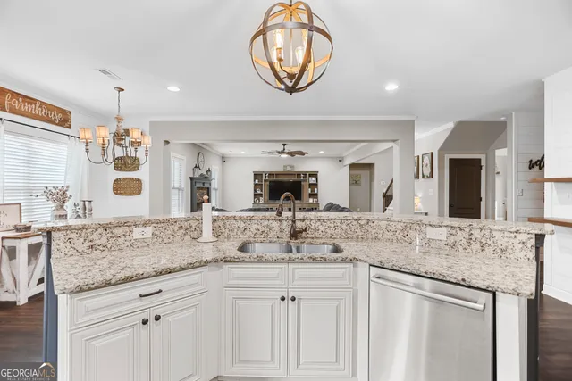 $664,900 | 22 Huntsman Run, Senoia, GA 30276