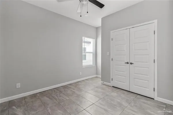 $1,200 | 901 Sugar Gdn Drive, Unit 4, Pharr, TX 78577