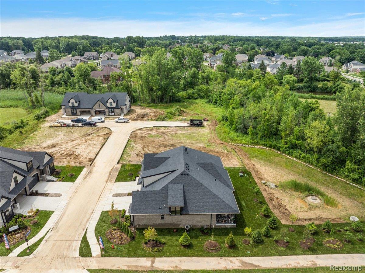 2032 Breckenridge Court, Unit 9 Rochester, MI 48309 - Photo 4 of 39 Aerial view of residential area