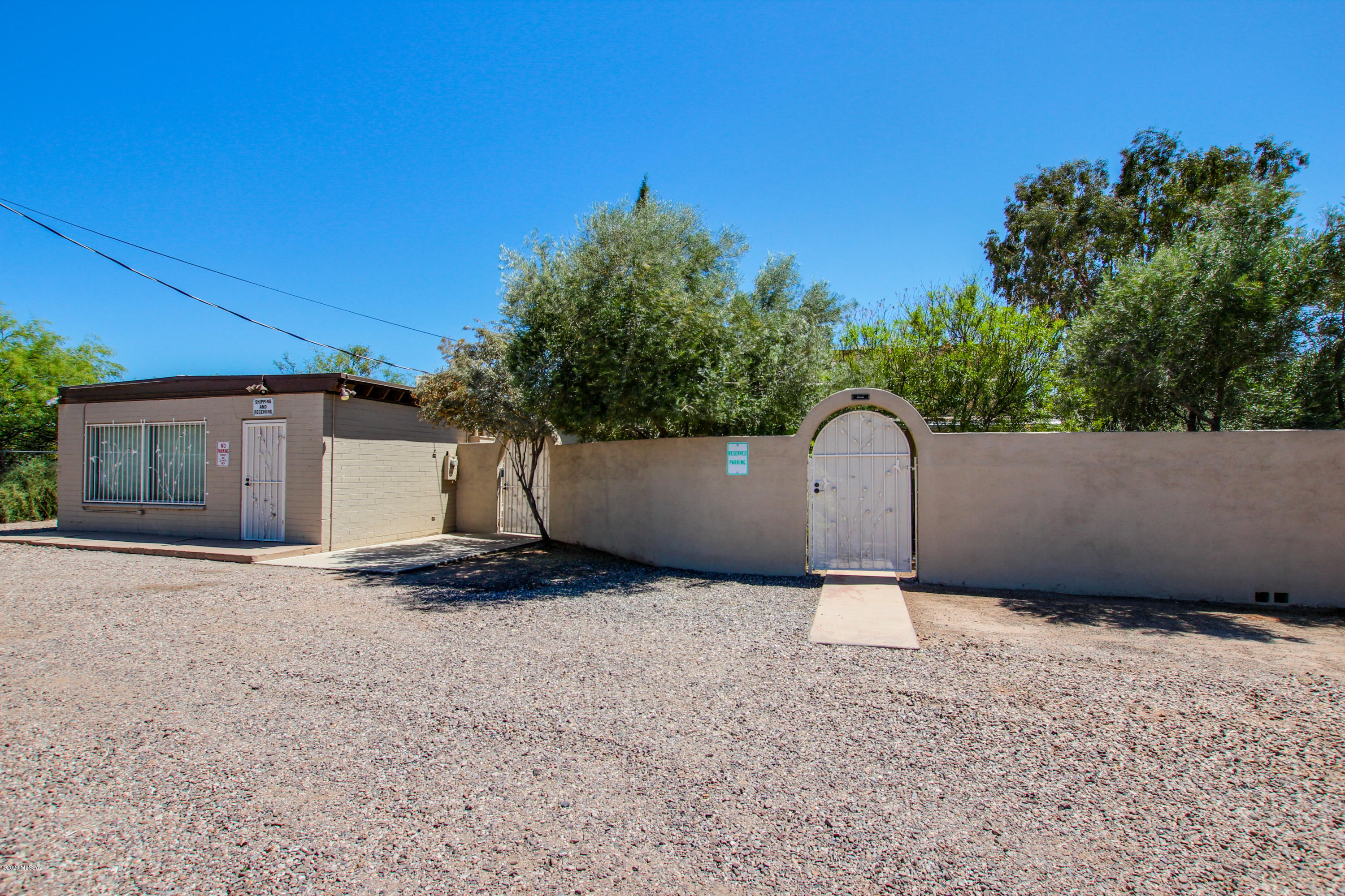 410 East Fort Lowell Road Tucson, AZ 85705 - Photo 1 of 14