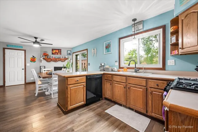 $369,900 | 155 Lee Ann Lane, Woodstock, IL 60098