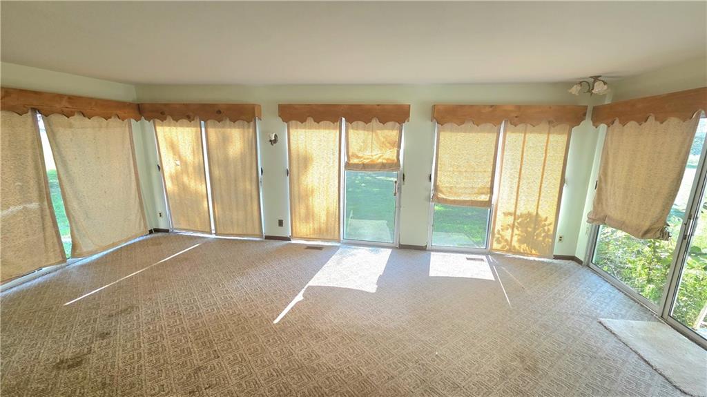 10753 Scott Road Pleasanton, KS 66075 - Photo 12 of 39