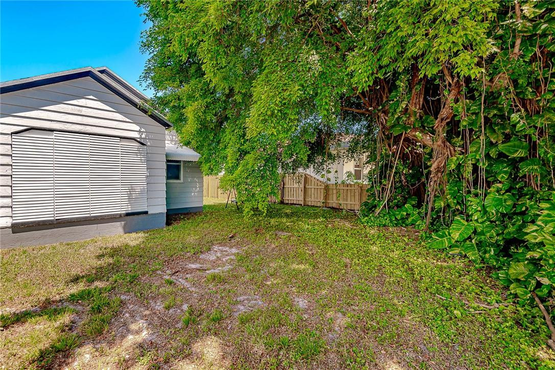 214 Southwest 4th Street Dania Beach, FL 33004 - Photo 29 of 36 Photo 29