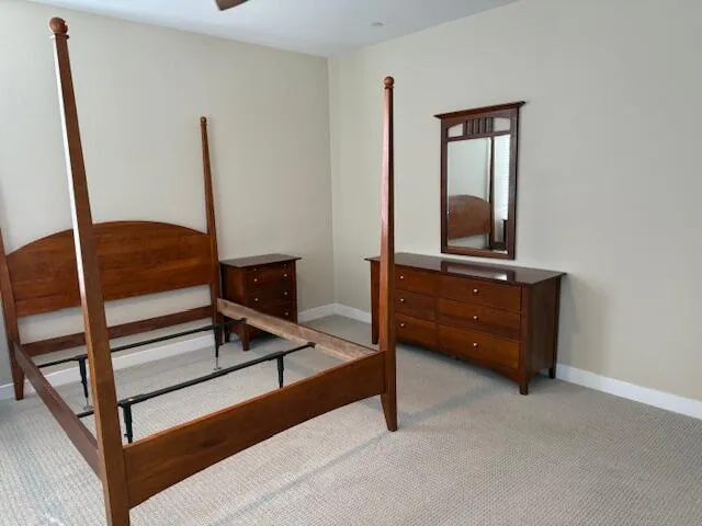 a en suite bathroom with a double vanity sink