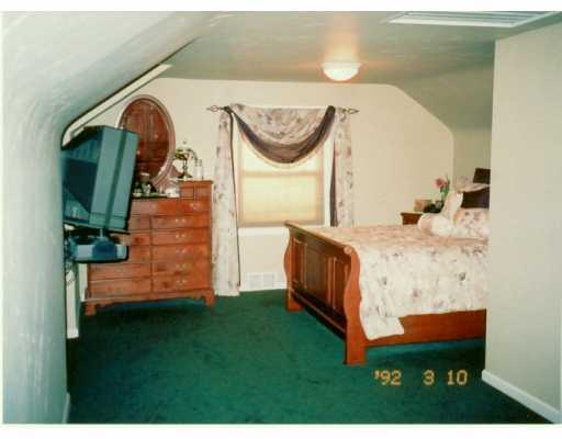 901 Beaver Road Ambridge, PA 15003 - Photo 3 of 6 Master Bedroom.