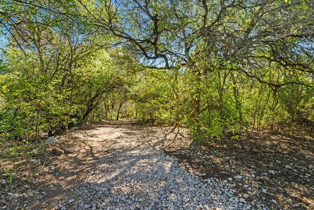 $3,200 | 1245 Spyglass Drive, Unit B, Austin, TX 78746