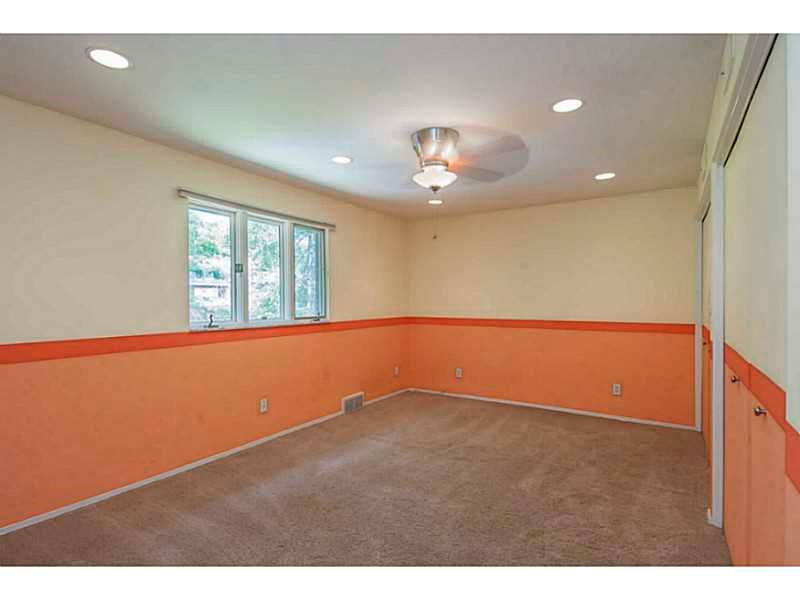 5145 Penton Road Pittsburgh, PA 15217 - Photo 18 of 25 Bedroom.